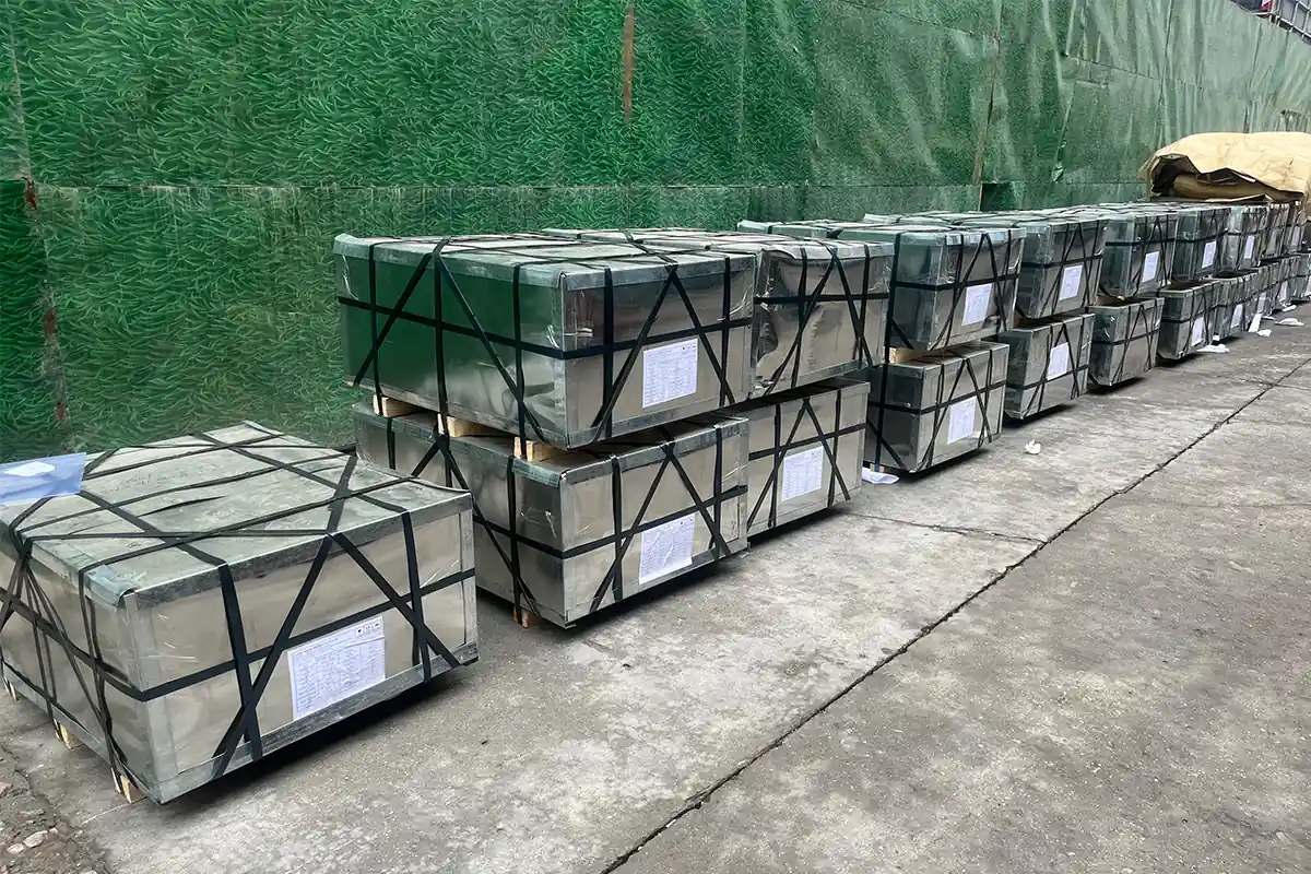 Tinplate Production and Packing for Shipment